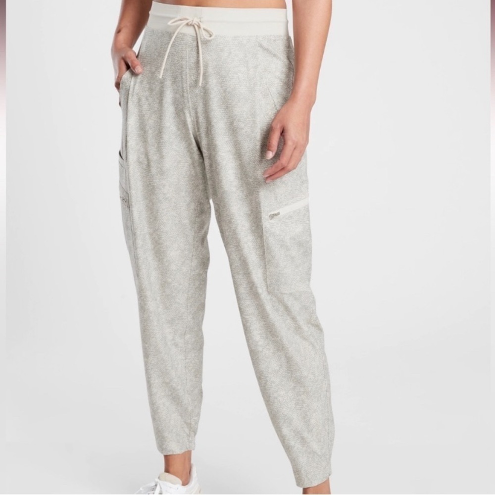 Athleta Venture Printed Jogger Pants Viper Gray Size 8